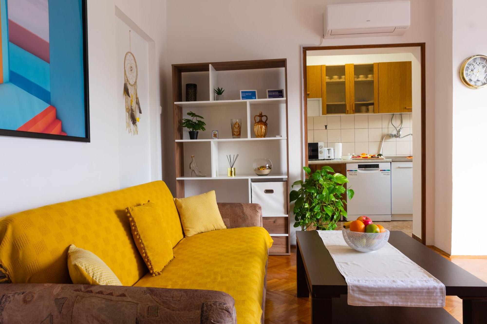 Ferienwohnung Sea View Retreat With 170Mbps Wifi And Sunny Balcony Kastav Exterior foto