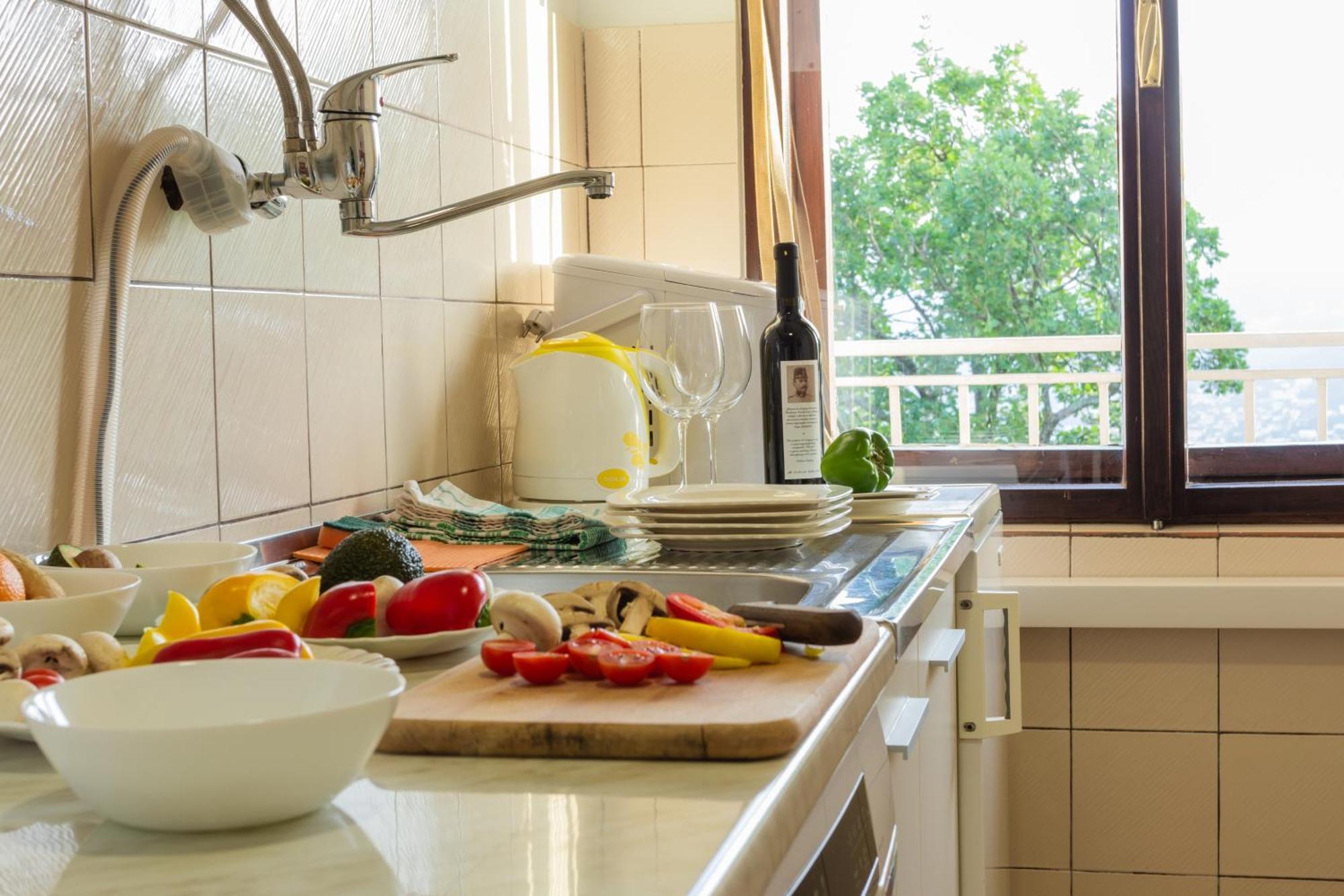 Ferienwohnung Sea View Retreat With 170Mbps Wifi And Sunny Balcony Kastav Exterior foto