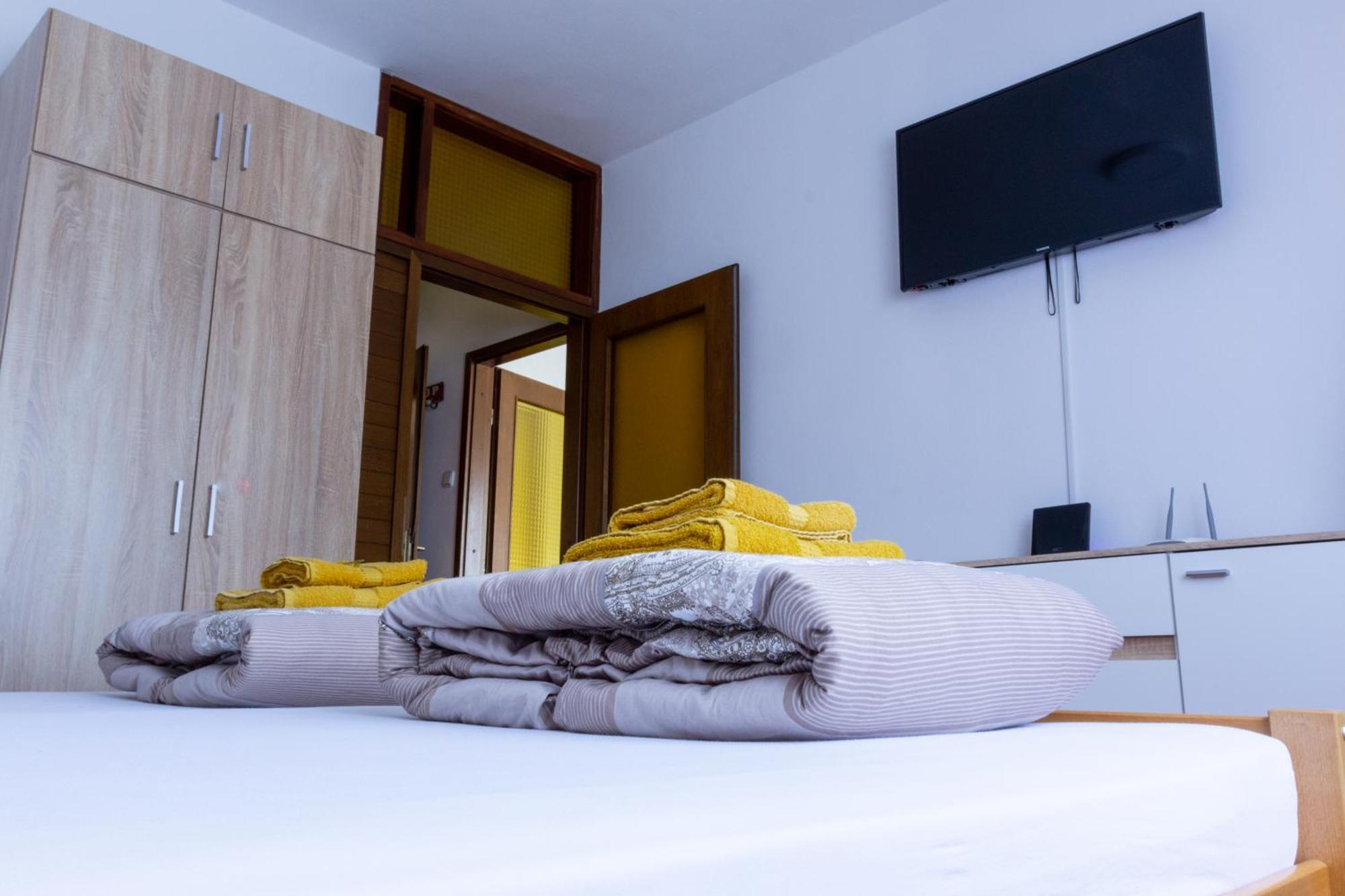 Ferienwohnung Sea View Retreat With 170Mbps Wifi And Sunny Balcony Kastav Exterior foto