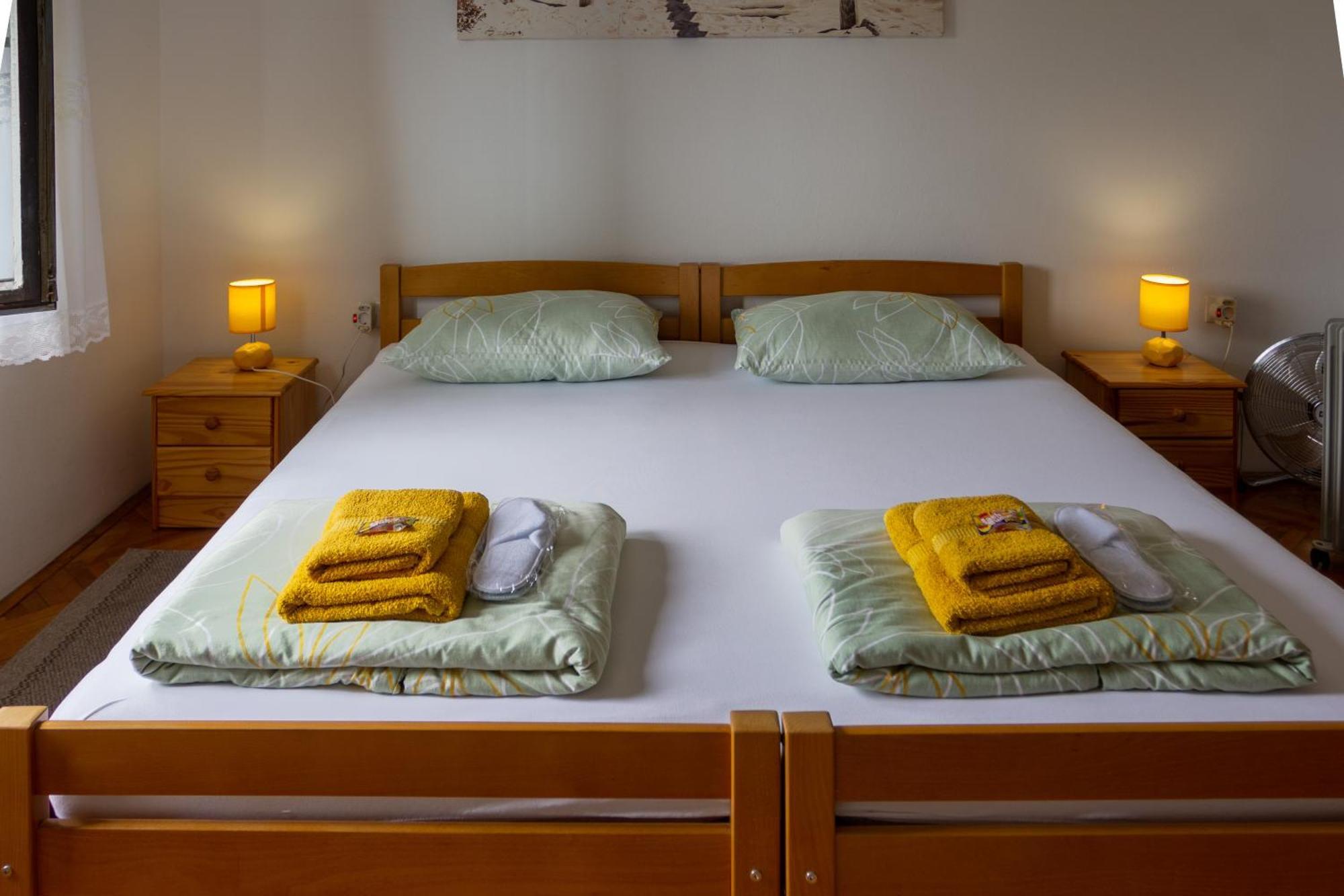 Ferienwohnung Sea View Retreat With 170Mbps Wifi And Sunny Balcony Kastav Exterior foto
